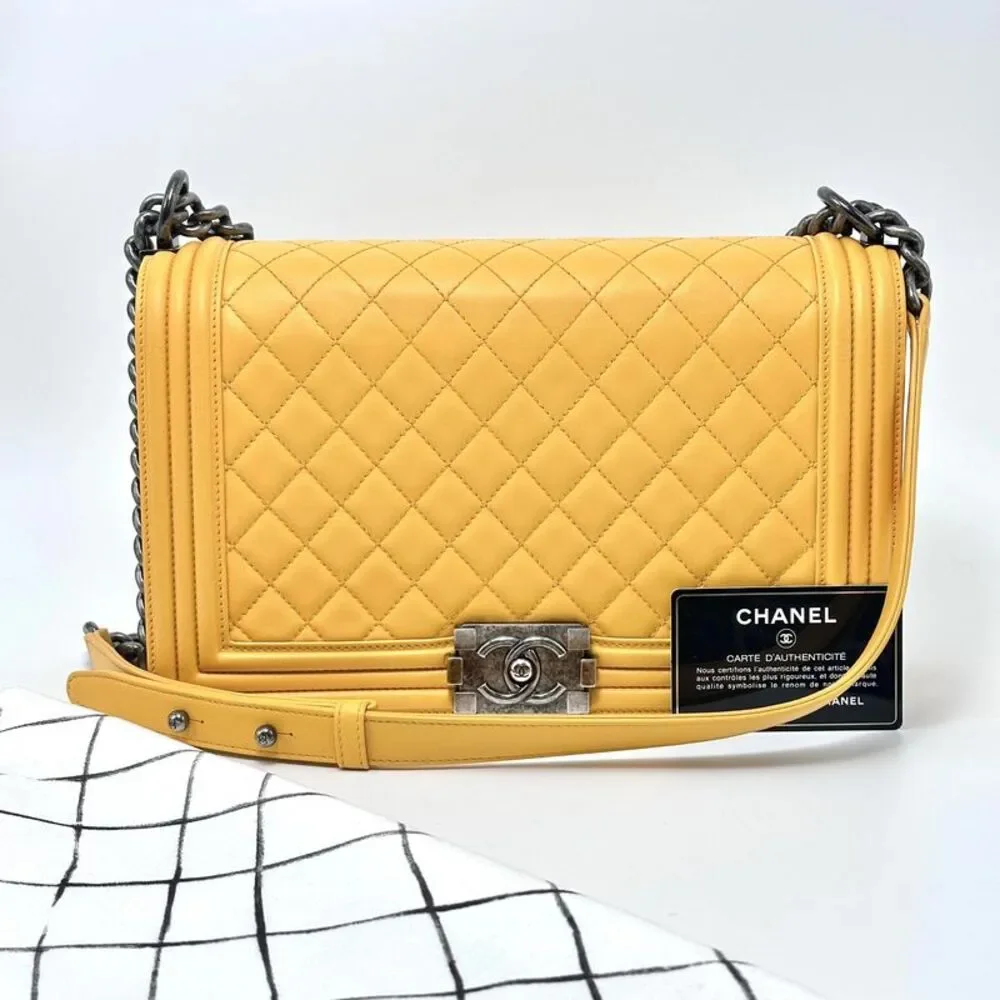 Chanel Women Pre-Loved Bag Very Good Condition